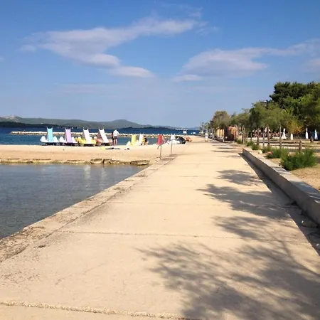 아파트 In With Sea View, Terrace, Air Conditioning, Wi-fi *
