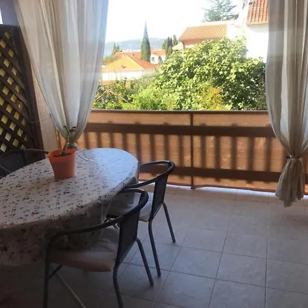 In With Sea View, Terrace, Air Conditioning, Wi-fi Daire